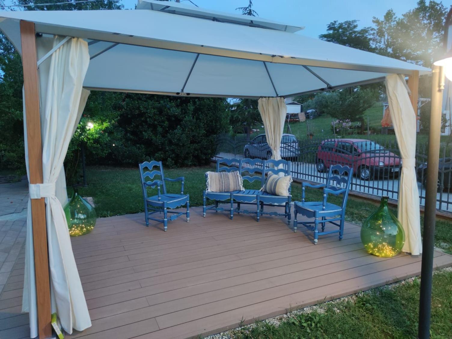 Ferienwohnung Relax In Collina A Due Passi Dal Mare Torriana Exterior foto